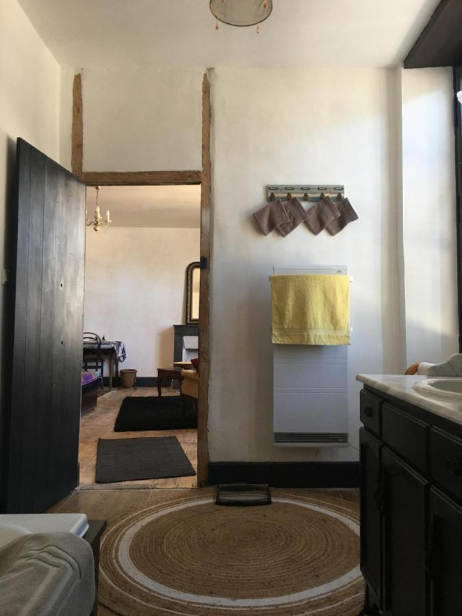 Chambre Sdb Privee Townhouse 26 Chambres D'Hotes Civray Civray  Esterno foto